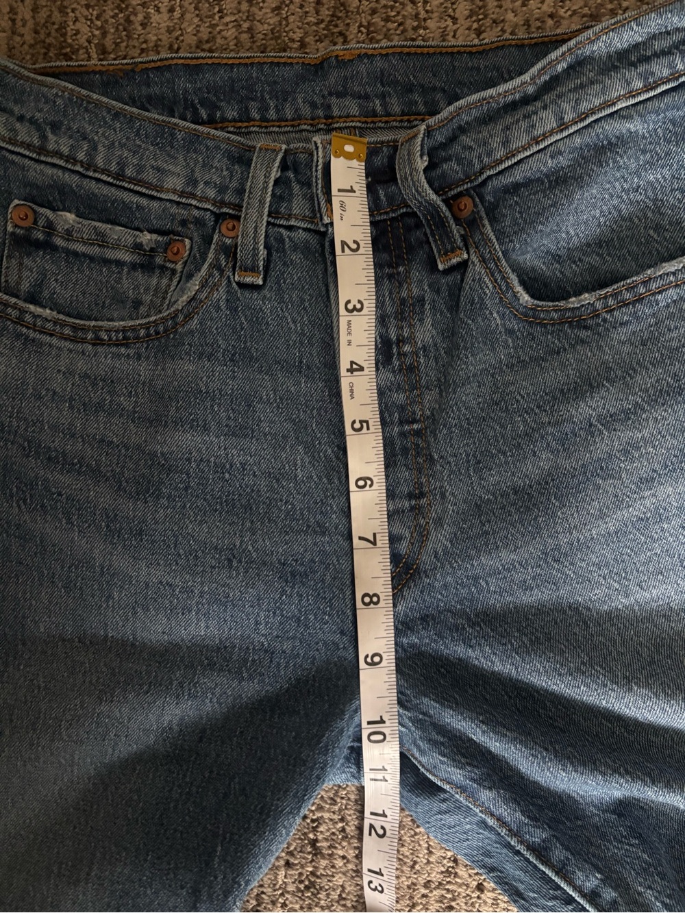 The PERFECT 501 Levi’s.😍 Size 28. See exact measurements for sizing. - Picture 3 of 7